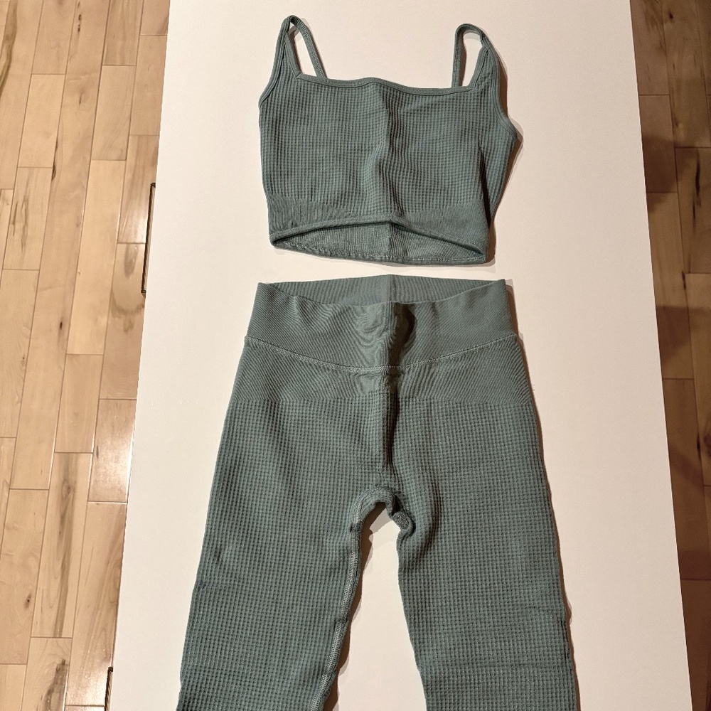 Gymshark Matching Lounge Set, Small - image 1